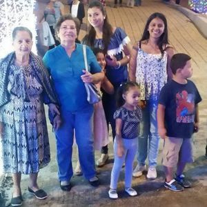 Meet your Posher, Yaneth